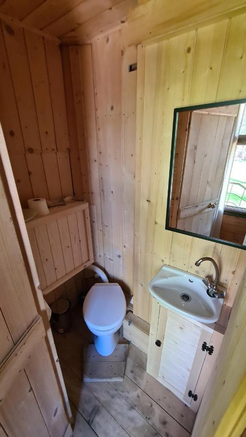 Single Room Private Bathroom